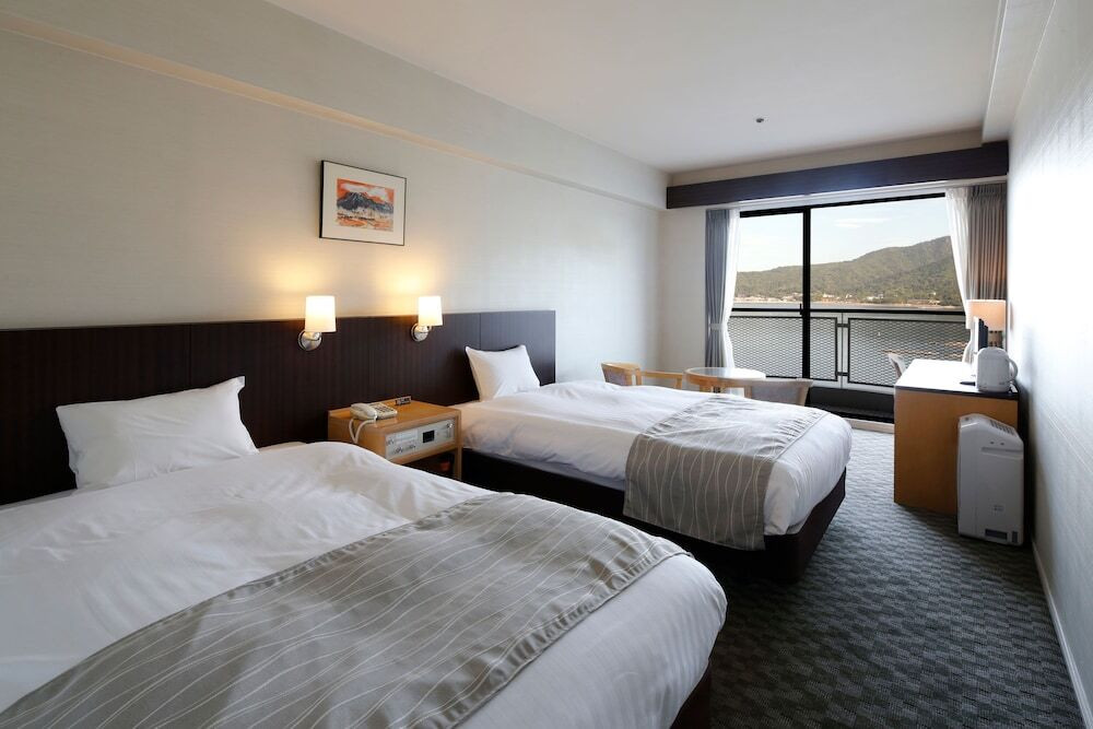 ツインルームに⼀⼈で泊まれます♪4007670