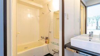 スタンダード ルーム クイーンベッド 1 台 禁煙