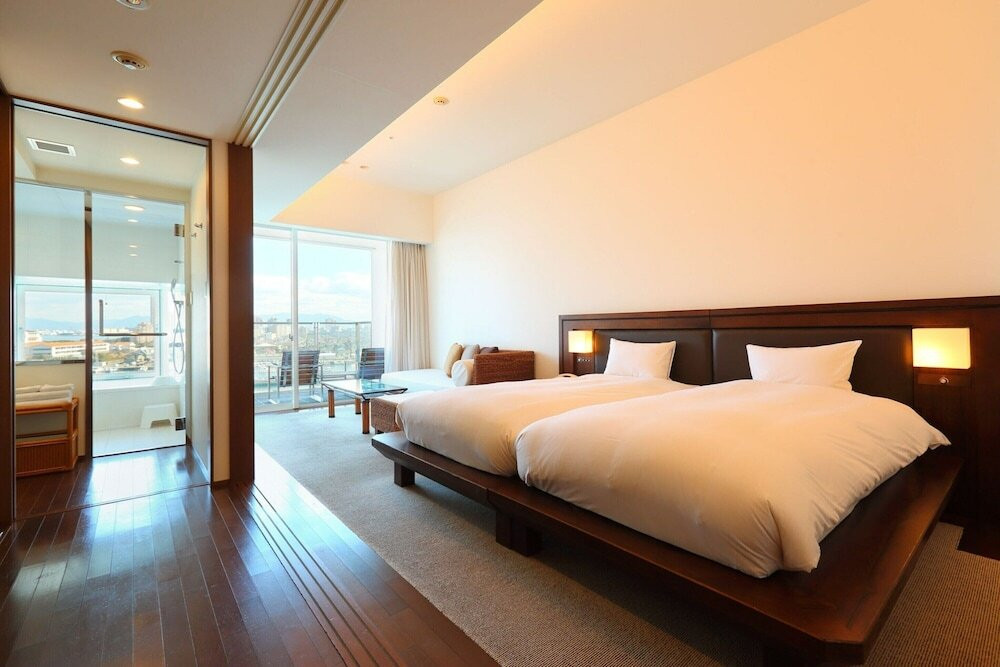 潮風を感じながら、穏やかなハーバービューに癒される…3847503