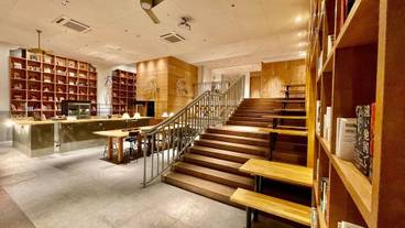 ロビー応接スペース / 3