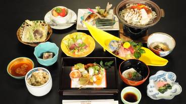 食事・飲み物 / 1