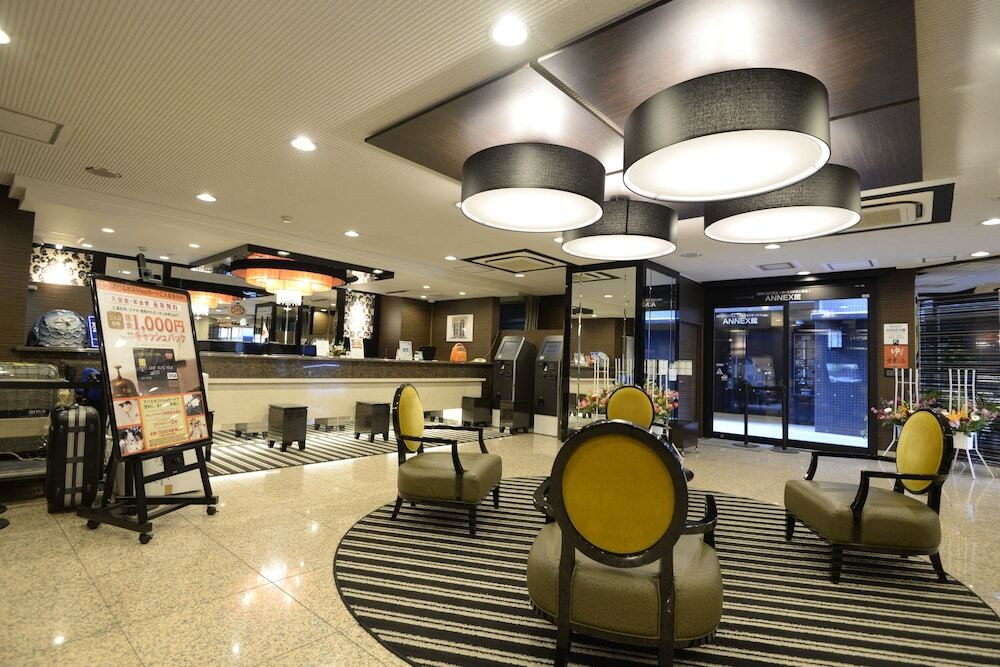 ロビーラウンジ