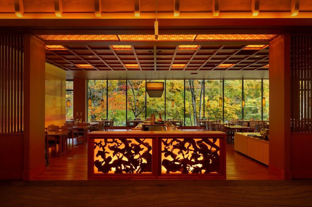 木のぬくもりあふれるモダンな宿「山の神温泉　優香苑」3505397