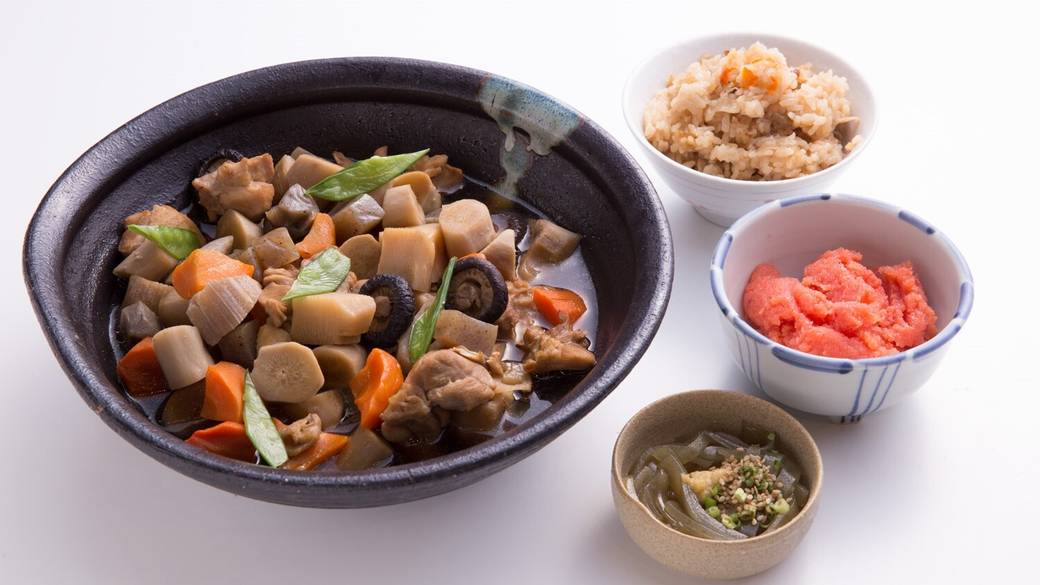 博多名物の明太子、がめ煮など / 2