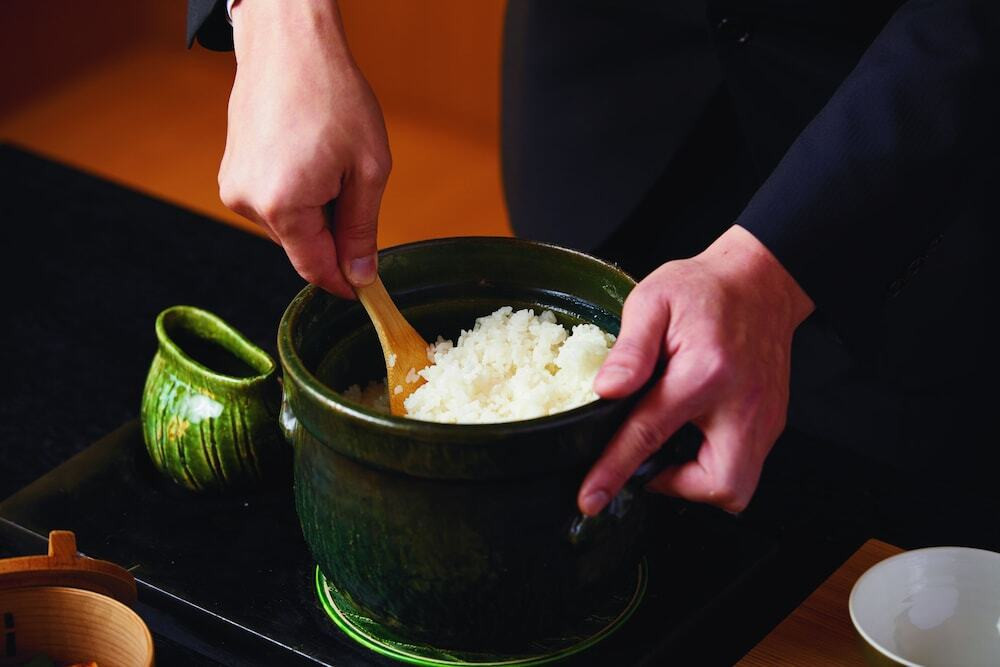 朝食