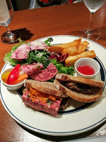 「カマラード　サッポロ」料理 1021004 