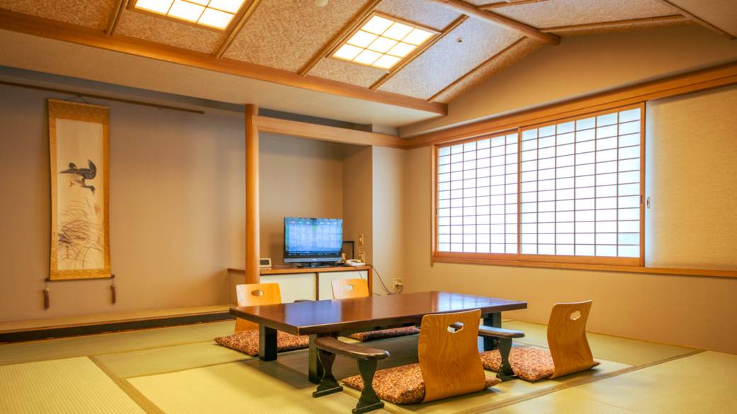 樹の香りが漂う
くつろぎの客室 / 5
