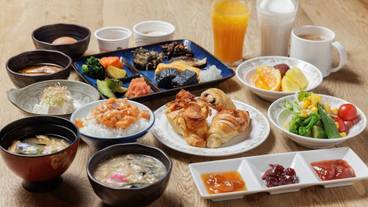 朝食ビュッフェ一例 / 5