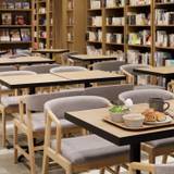 ブックス&カフェで朝食 / 2