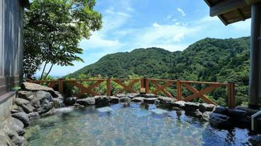 屋外スパ浴槽 / 1