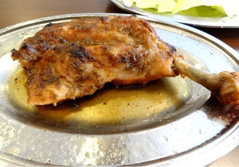「骨付鳥 一鶴 丸亀本店」料理 934687 ひなどりはやわらか〜