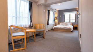 ツインルーム303