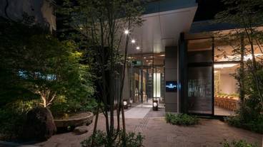 施設の入り口 / 21