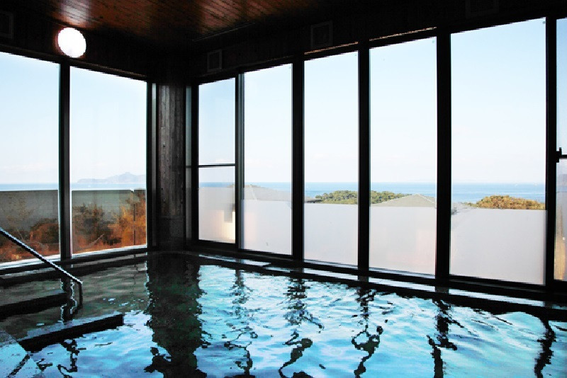 佐賀県の代表食！イカ活造りと佐賀牛を一度に堪能4760263