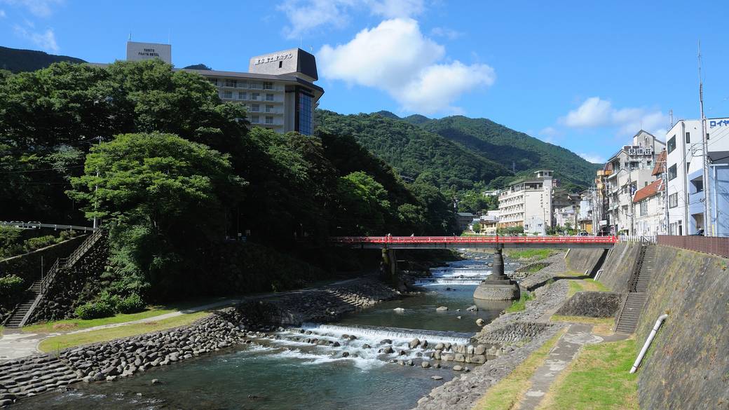 箱根湯本のあじさい橋 / 2