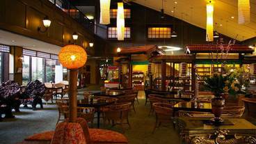 ロビーラウンジ / 8