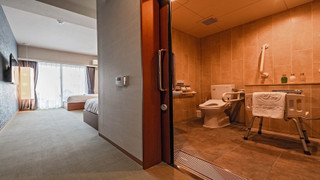 ユニバーサルツインルーム 禁煙