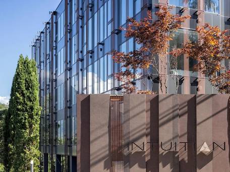 イントゥイション ニセコ / 4