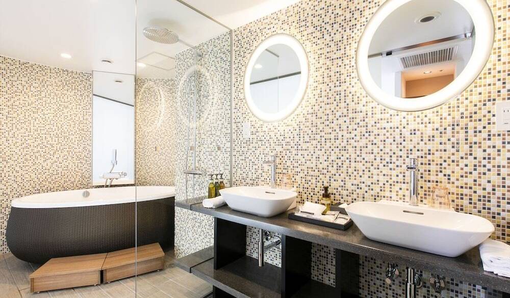 スイート バスルーム一例 / 4