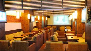 ロビーラウンジ / 9