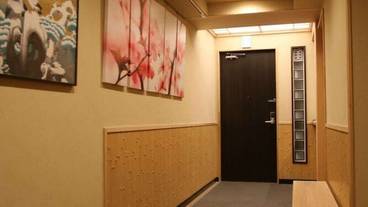 施設の入り口 / 6