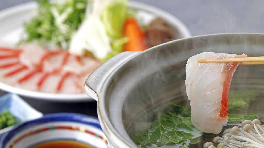 伊豆の食材を堪能できる
品数豊富な会席料理 / 3