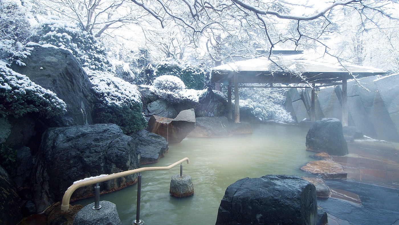 広大な庭園で四季を楽しむ”秋保の特等席”4575261