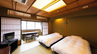 [8畳ツインベッド] バス付＿2名定員 禁煙