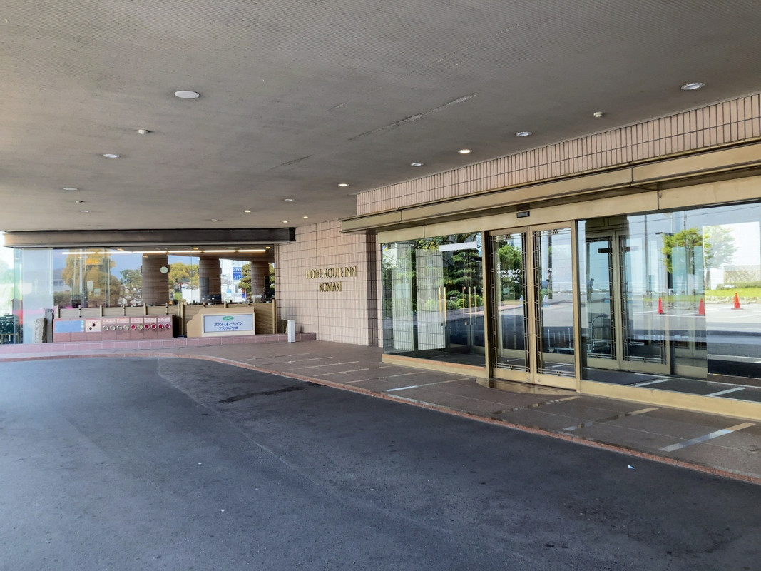 玄関もこんなに立派です