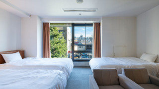 Deluxe Triple (デラックストリプル) 禁煙