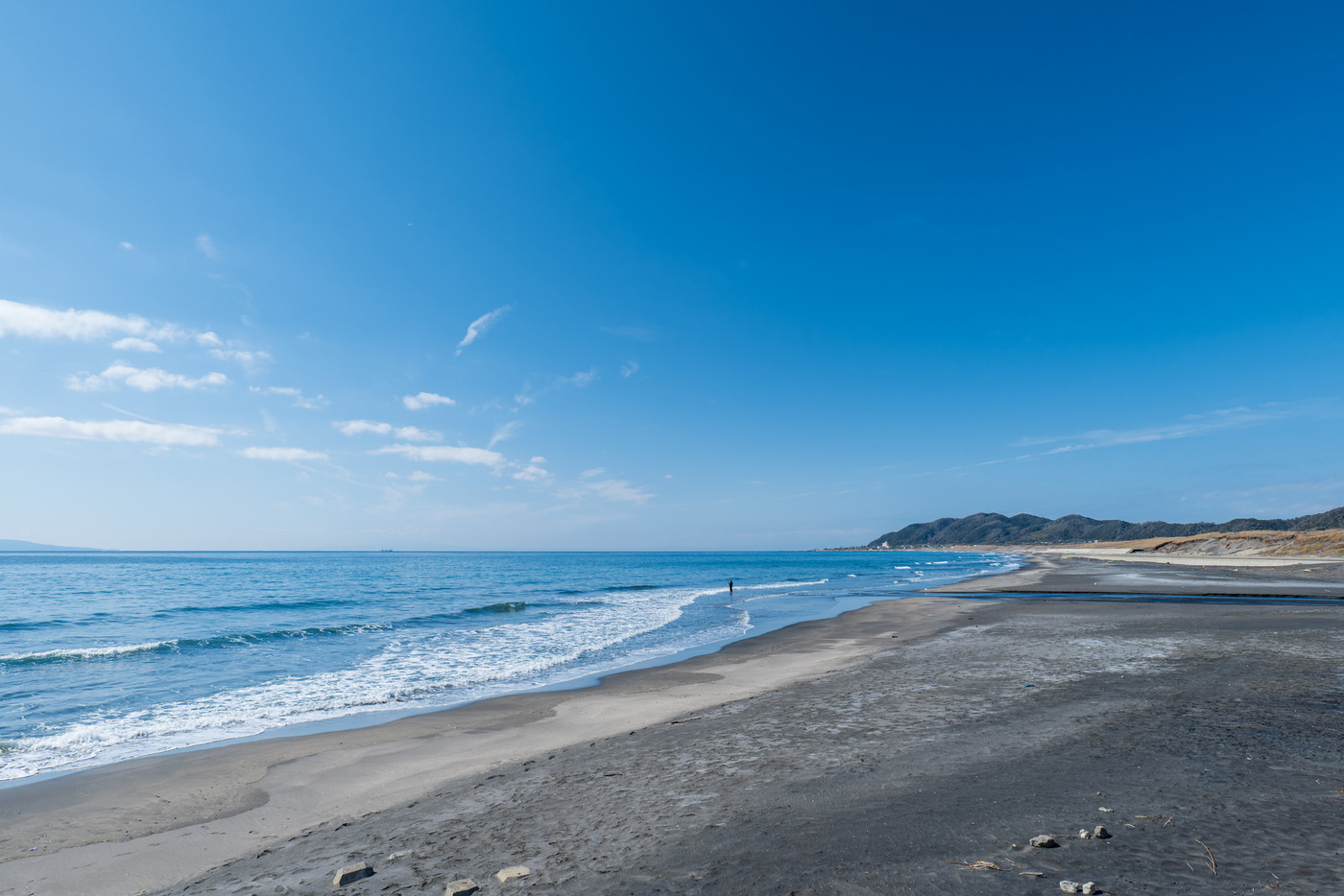 快晴の館山市　平砂浦海岸の風景　3月