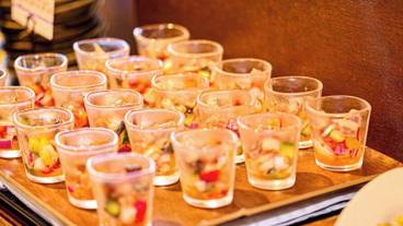 食事・飲み物 / 37