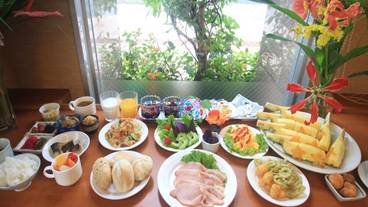 朝食スペース / 7