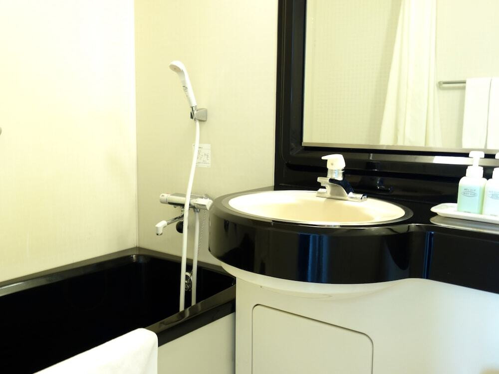 バスルームのシャワー