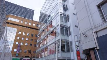 施設の入り口 / 14