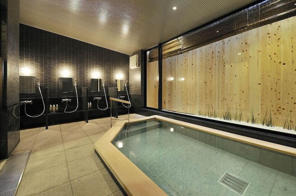 露天風呂付きのお部屋に大浴場！遠くへ旅行に行った気分になれるホテル4756961