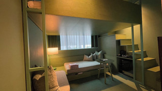 [グリーン] ロフトルーム A 禁煙