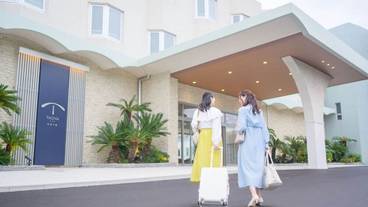 施設の正面 / 2