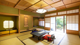 源泉かけ流し露天風呂付【秋の館・和洋特別室／養老の間】禁煙