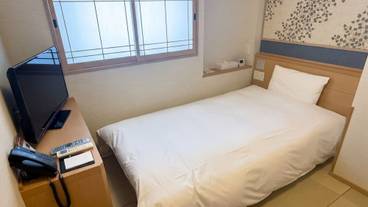 客室 / 11