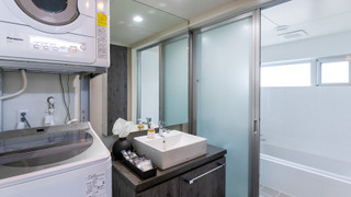 プレミアム プールヴィラ 4 ベッドルーム 禁煙 サウナ