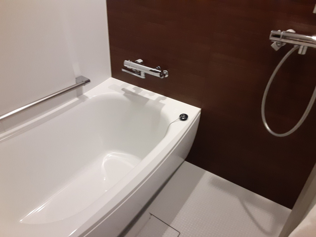 客室のバスルーム。広さは十分