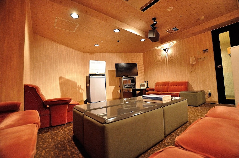 カラオケ ルーム