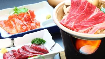 旅館のお食事処 / 11