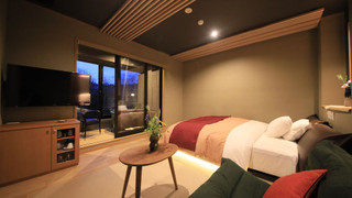 [別館] 温泉半露天風呂付きキング (禁煙)