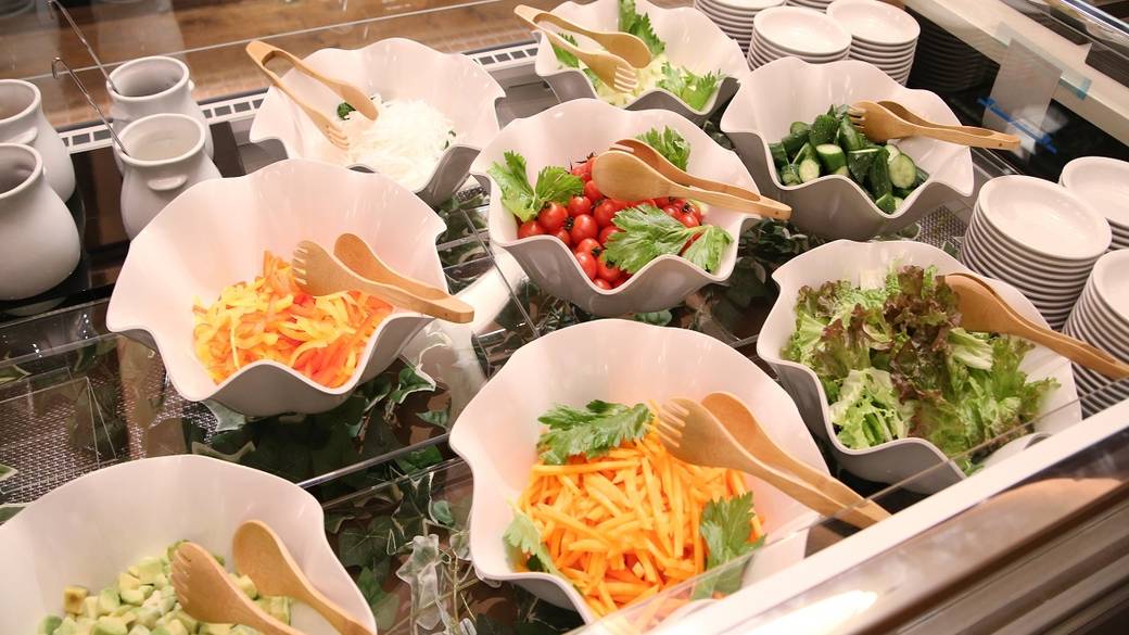 朝から幸せ
和洋バイキングで満腹に / 1