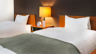 ツインルーム シングルベッド 2 台 禁煙