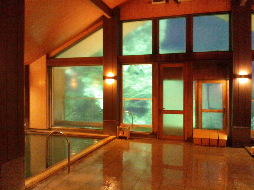 ホテルのひのきの大浴場