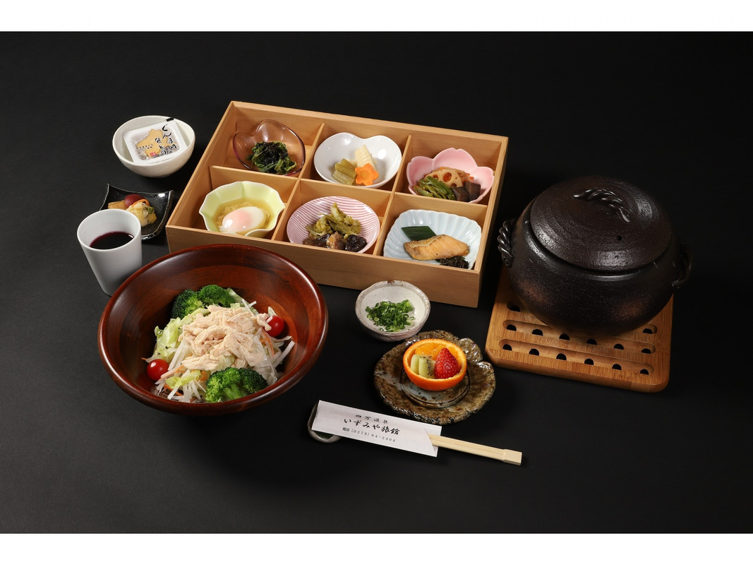 四万温泉 渓声の宿 いずみや（シマオンセン ケイセイノヤド イズミヤ） / 2