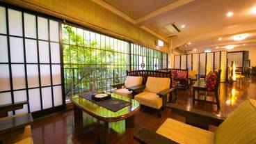 ロビー応接スペース / 3